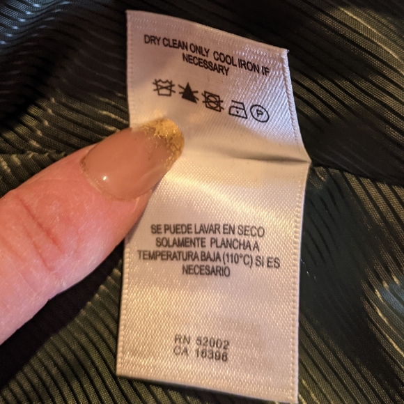 Women's Jacket - Picture 5 of 6